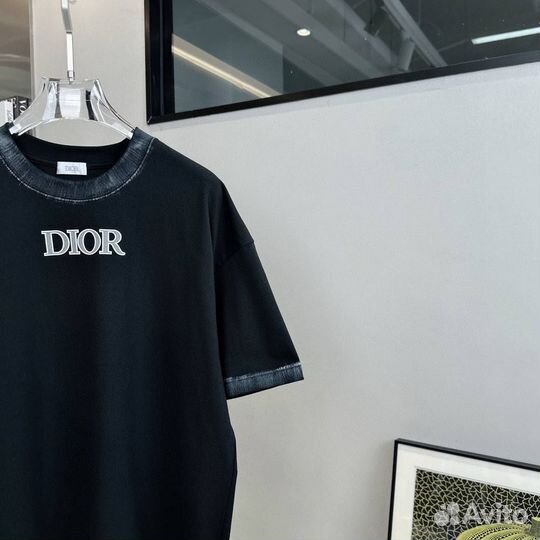 Футболка christian Dior