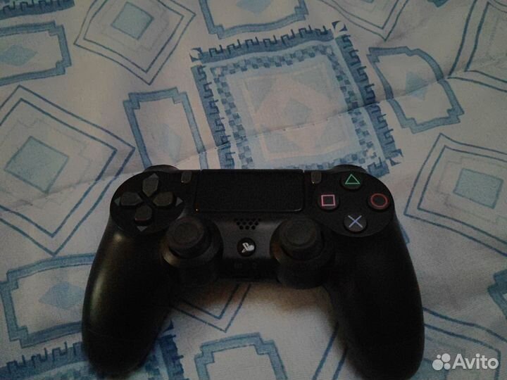 Геймпад PS4