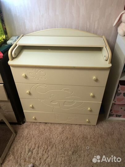 Детская кровать с пеленальным комодом