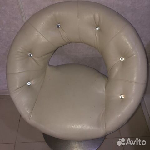 Маникюрное кресло