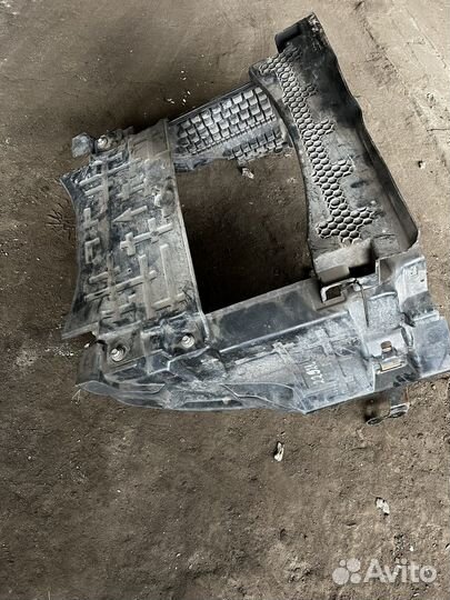 Шумоизоляция двигателя Mersedes Actros