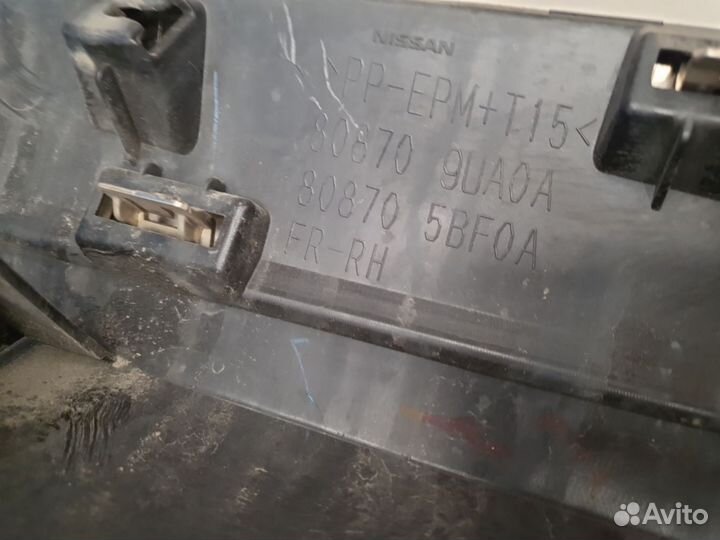 Молдинг двери правый передний Nissan Murano Z52 2015