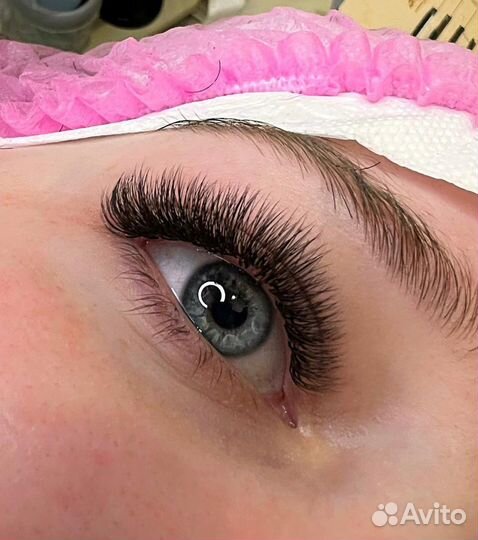 Наращивание ресниц/коррекция бровей