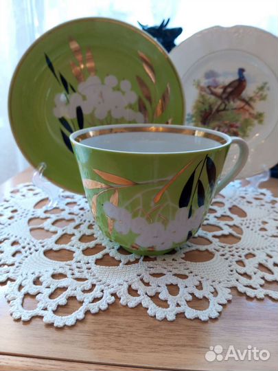 Бокал с блюдцем дулево белая рябина