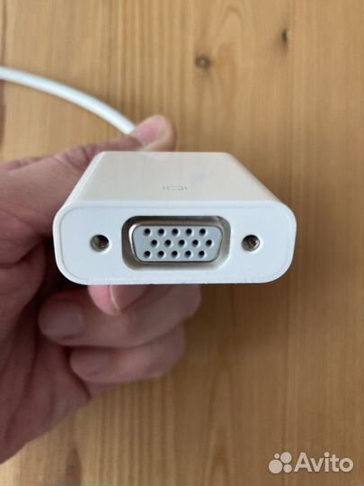 Переходник Apple 30-pin to VGA Adapter