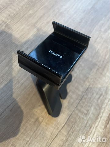 Держатель для телефона в машину