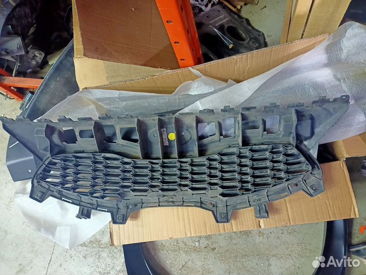 Решетка радиатора Kia Ceed II JD 2012-2015