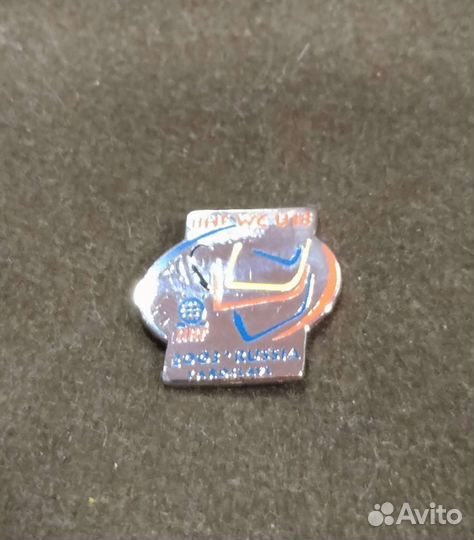 Значок чм по хоккею (молодежь) 2003