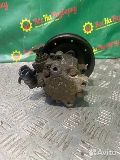 Насос гур Volkswagen Passat B5 седан 1.6 AHL 1997