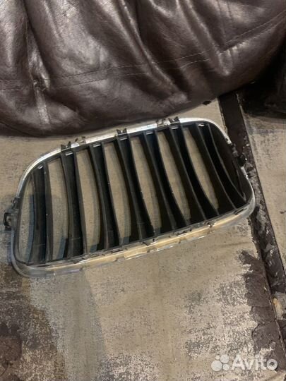 Решетка радиатора bmw