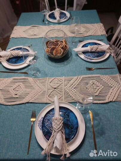 Дорожка на стол в технике макраме, раннер