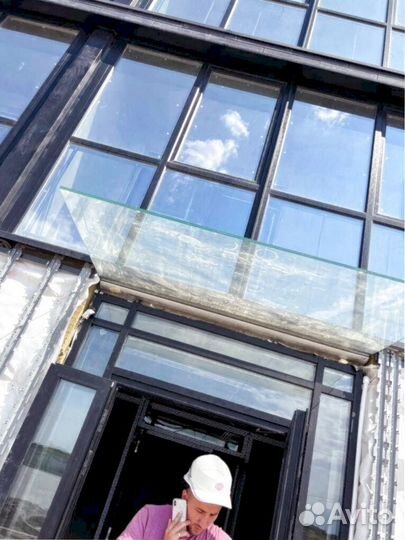 Козырек из стекла