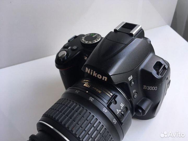 Nikon d3000 kit 18-55mm