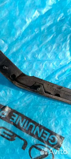 Резинка решетки радиатора Лексус GX460 Новая 13-23