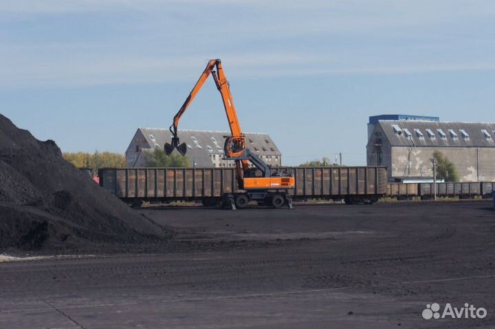 Колёсный экскаватор UMG E230WH, 2024