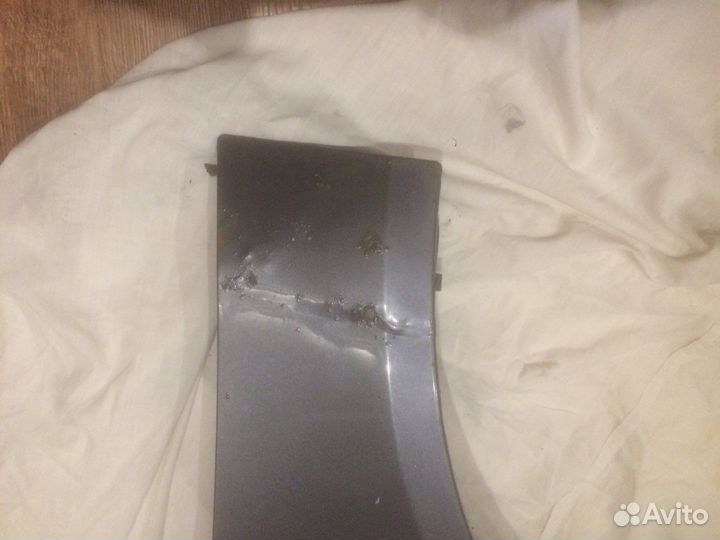 Левое крыло Митсубиси Лансер 10