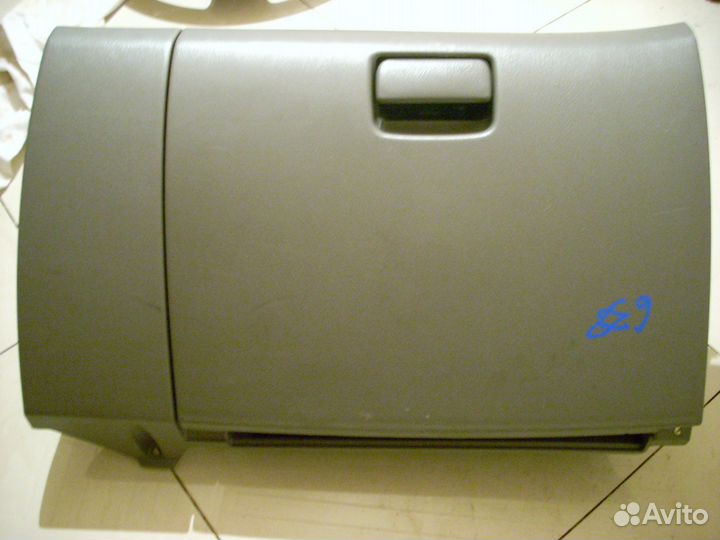 Бардачок для Субару Форестер SG 2003-2007г.в