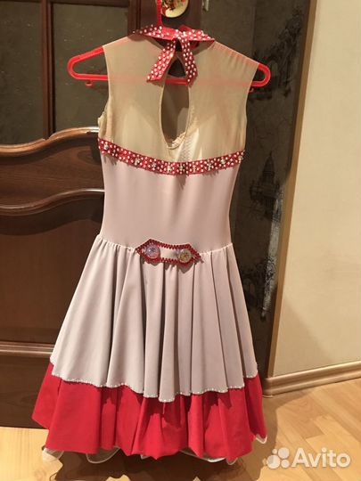 Платье для выступлений фигурное катание