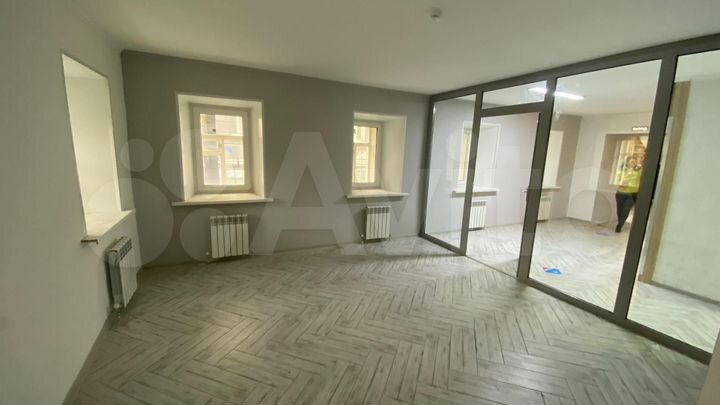 Здание, 650 м²