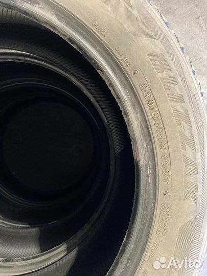 Bridgestone Blizzak DM-V2 235/55 R18 100