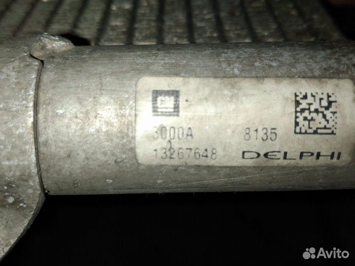 Радиатор кондиционера Opel Astra J A16XER 2010