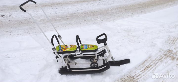 Снегокат для двоих с колесами