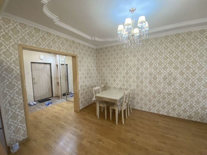 2-к. квартира, 58 м², 12/14 эт.