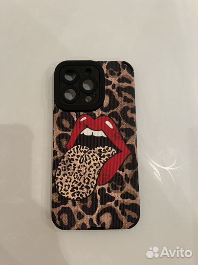 Чехол на iPhone 13 pro