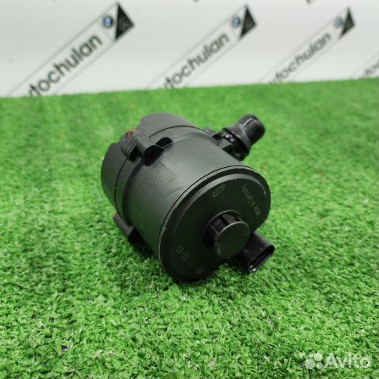 Насос охлаждающей жидкости Bmw 5-Series G30 2017