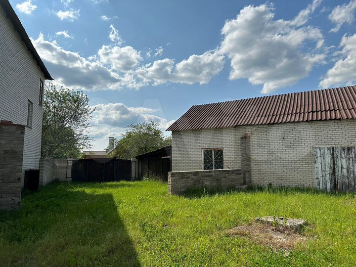 Дом 215,9 м² на участке 19 сот.