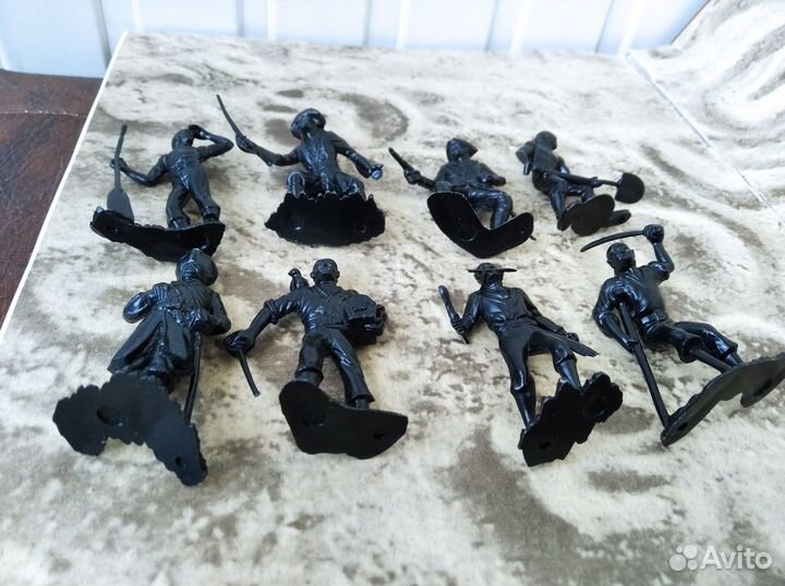 Солдатики дзи. Неигранные. Пираты 8 шт