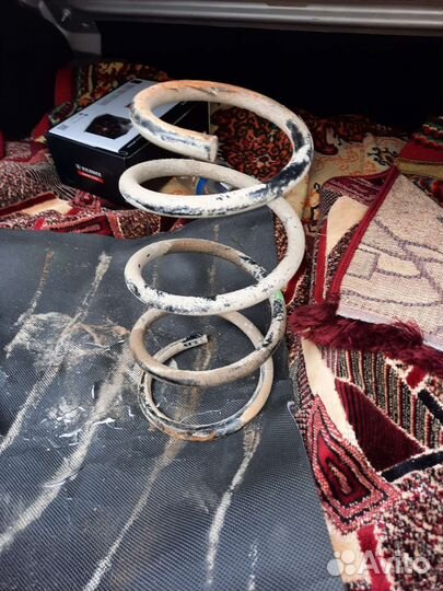 Пружина б/у