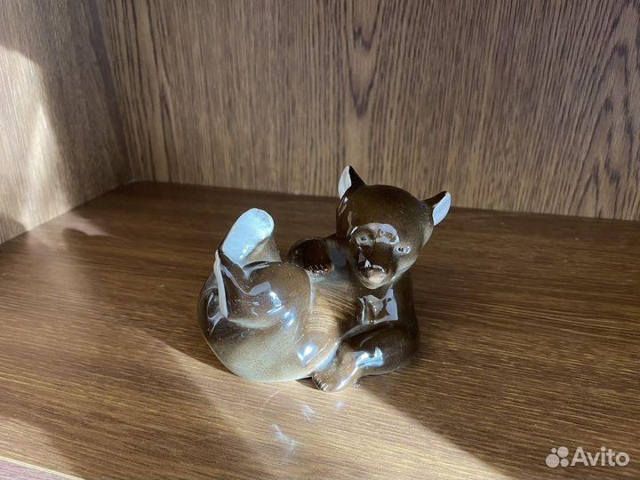 Фарфоровые статуэтки