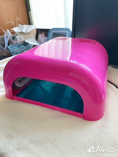 Лампа для ногтей