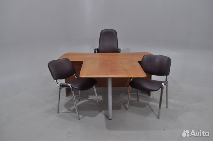 Стол руководителя