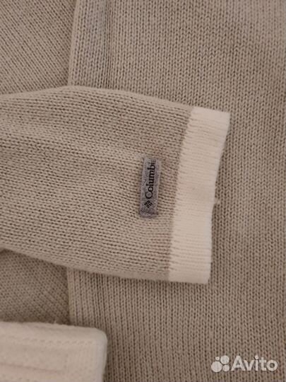 Свитер женский