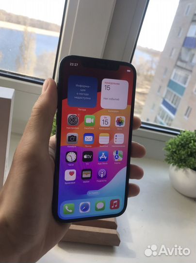 iPhone 12, 64 ГБ