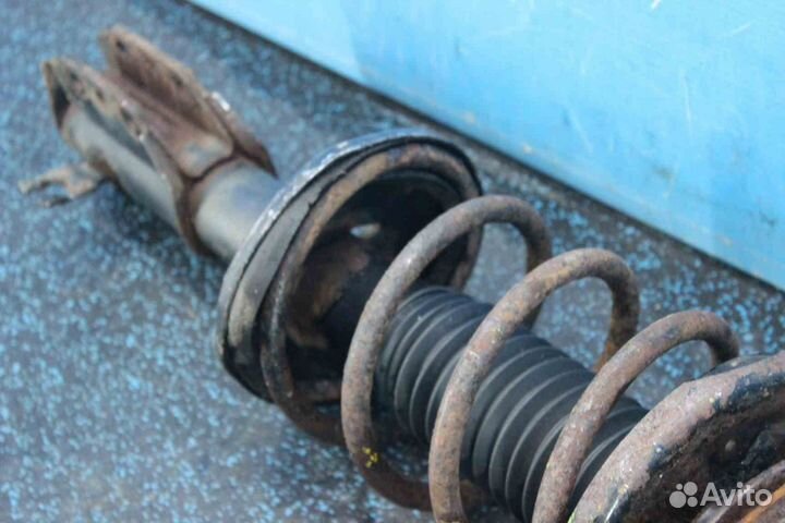 Стойка Mazda 323F (Мазда 323Ф) BA BC1G34700E