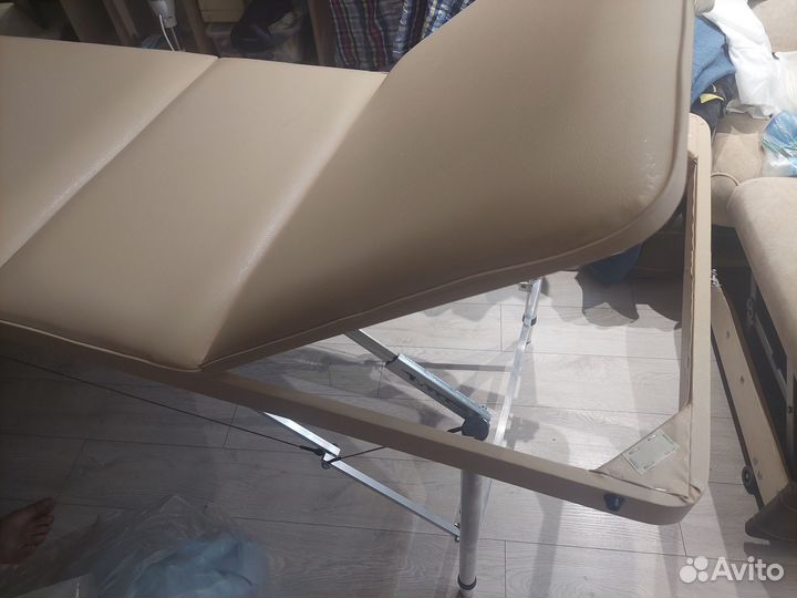 Кушетка косметологическая