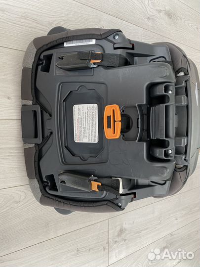 Детское автокресло 9 до 36 кг chicco