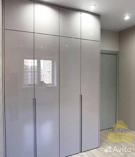 Встроенный шкаф