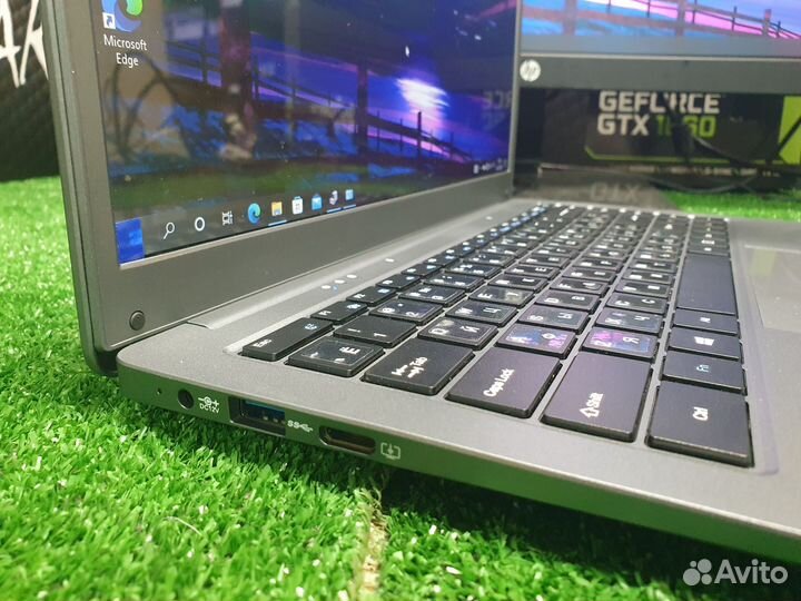 Новый ноутбук n3350 12gb DDR4