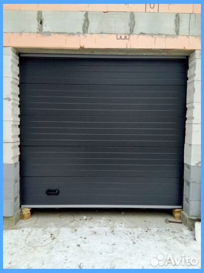 Автоматические секционные гаражные ворота