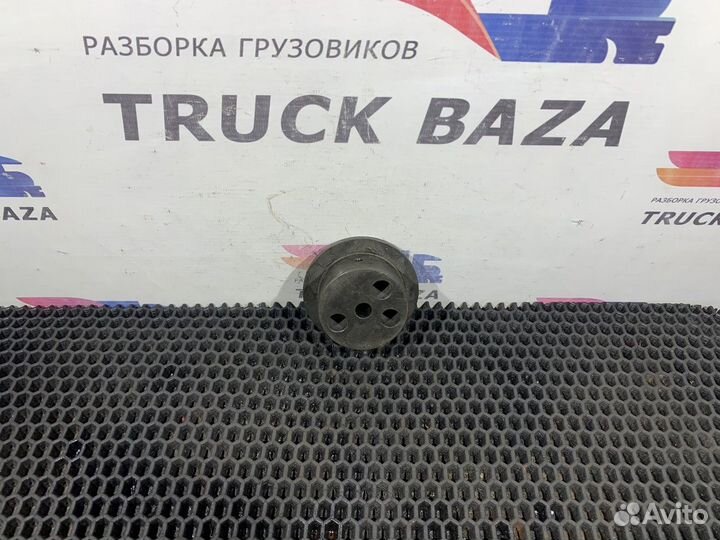 Ось промежуточной шестерни