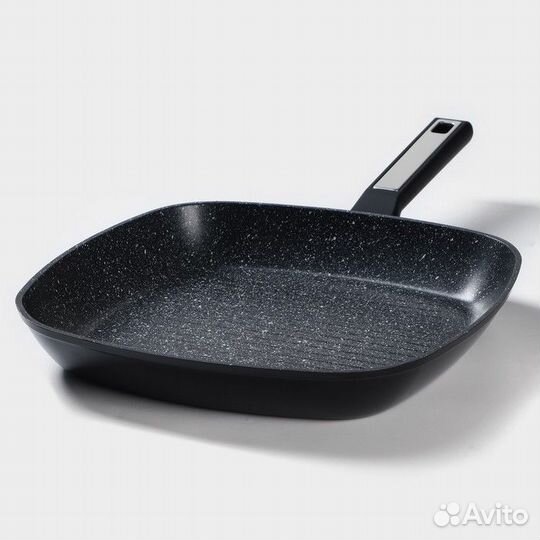 Сковорода гриль квадратная Magistro Warrior, 28x28