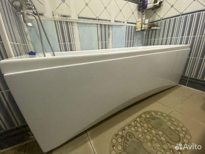 Ванна акриловая 160х70