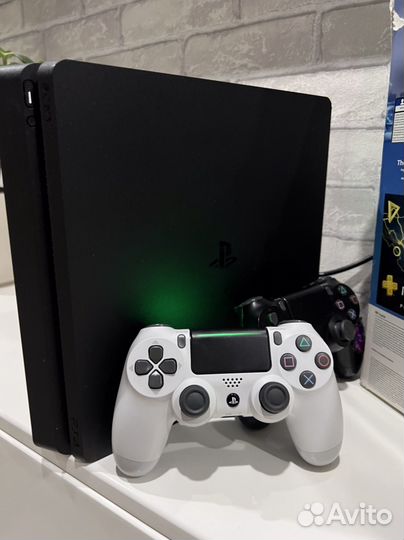 Sony playstation 4 slim + 2 джоя + игры