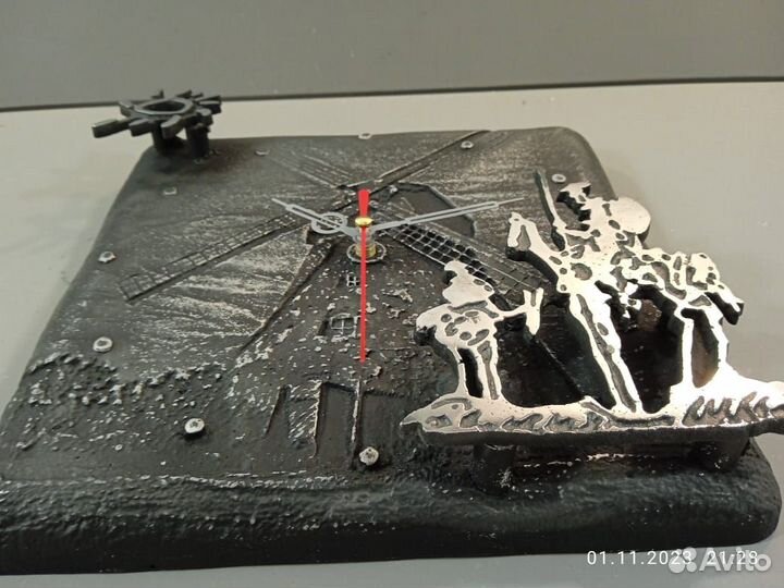 Часы настенные