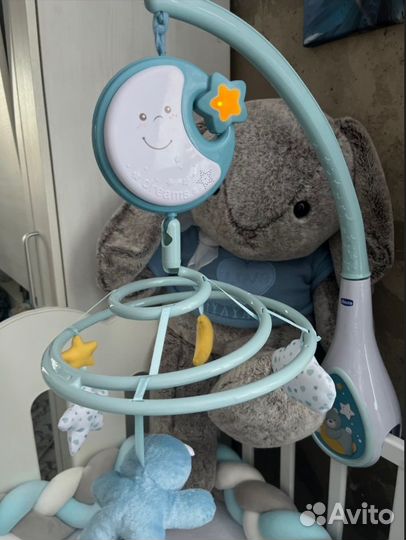 Мобиль Chicco на кроватку