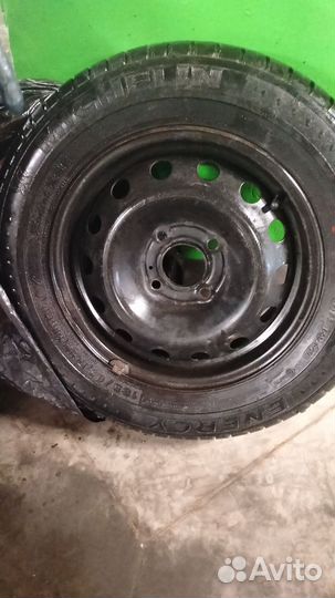 Michelin Agilis 185/60 R14